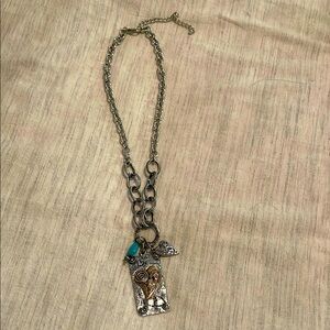 Charming silver necklace